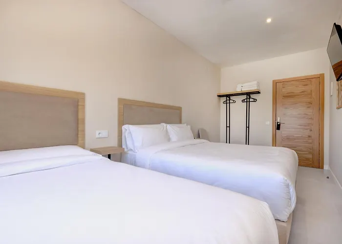 Pensión Puerta Almar Estepona