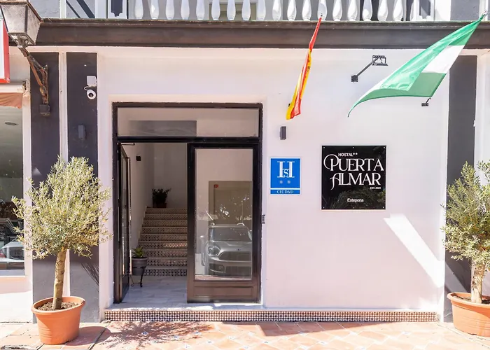 Puerta Almar Pensión